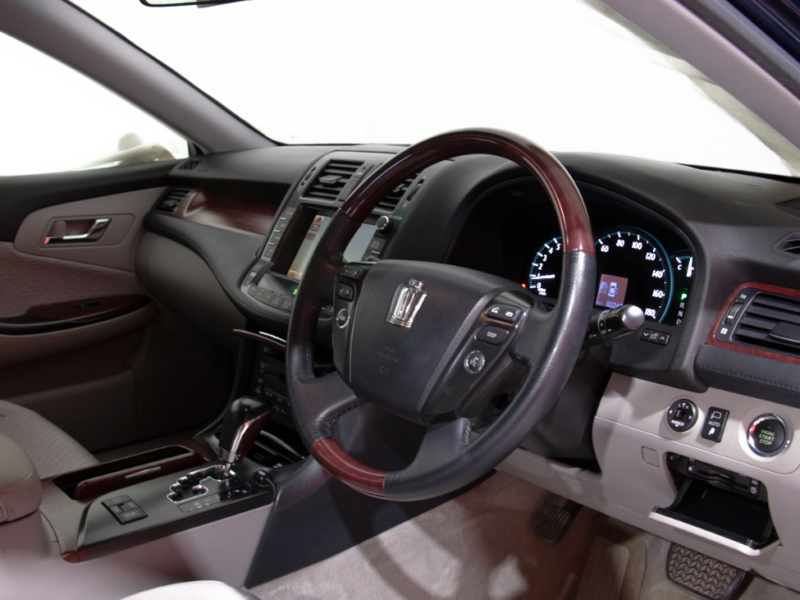 Vehicle Gallery Image