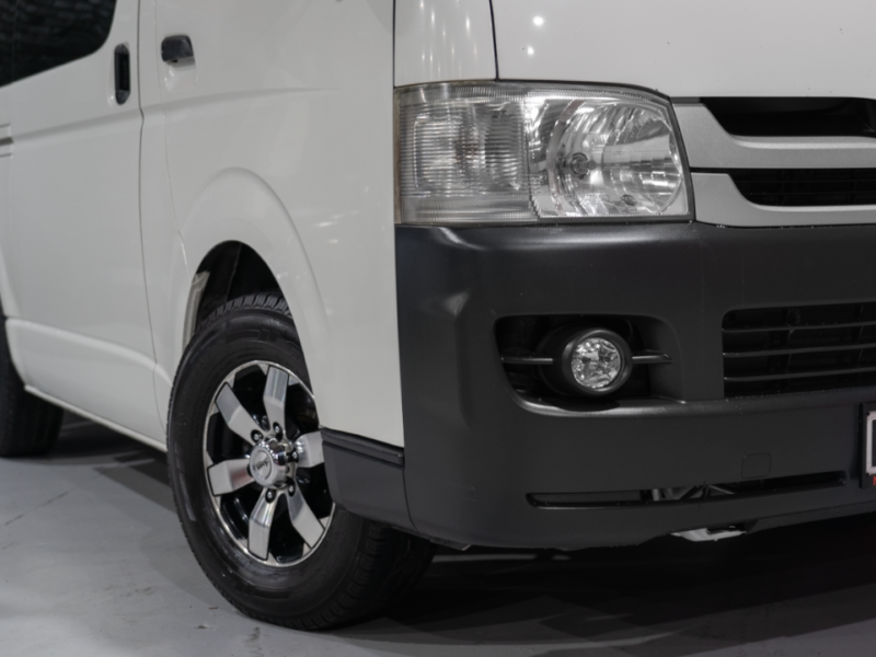 Vehicle Gallery Image
