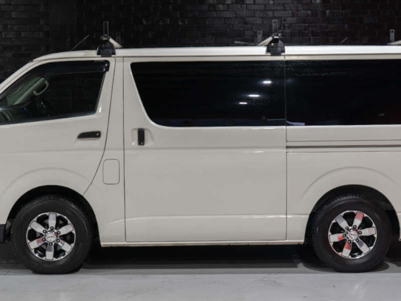 Vehicle Gallery Image