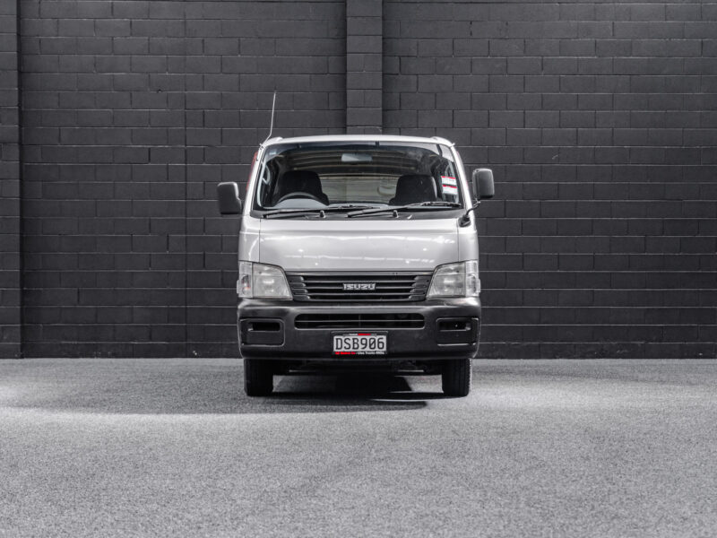 Vehicle Gallery Image