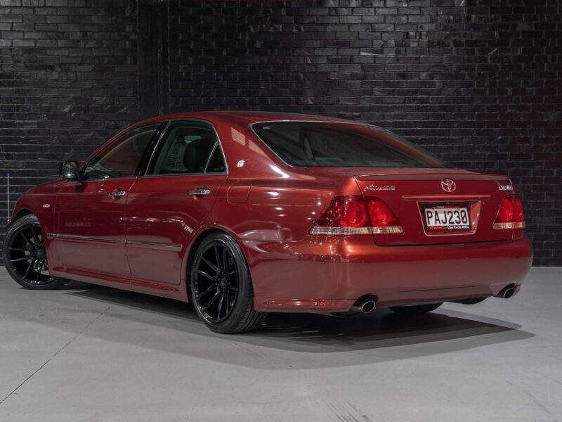Vehicle Gallery Image