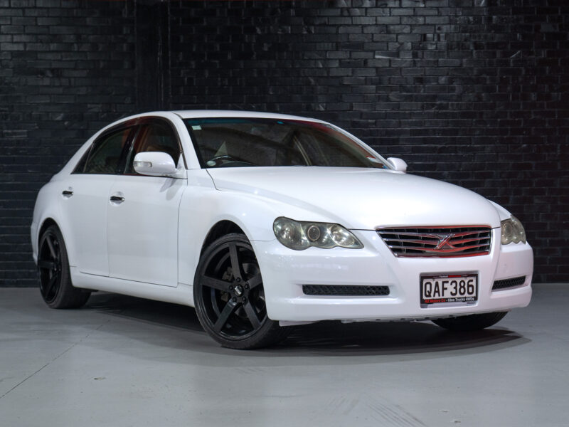 Vehicle Gallery Image
