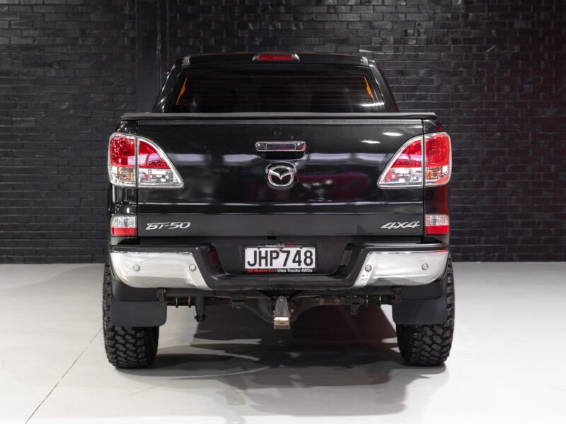 Vehicle Gallery Image