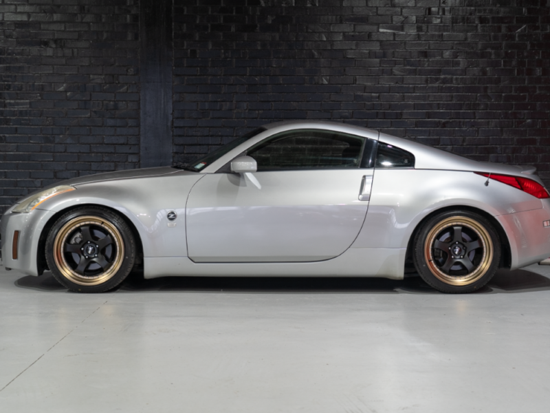 Vehicle Gallery Image