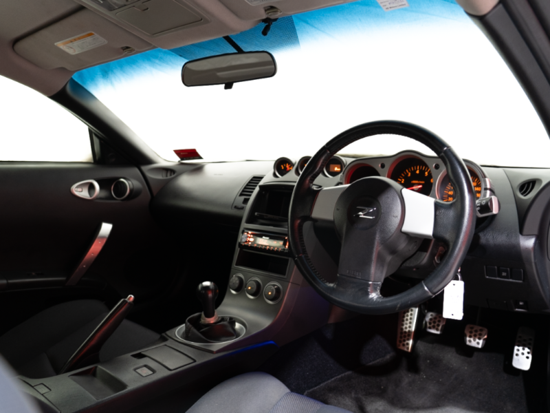 Vehicle Gallery Image