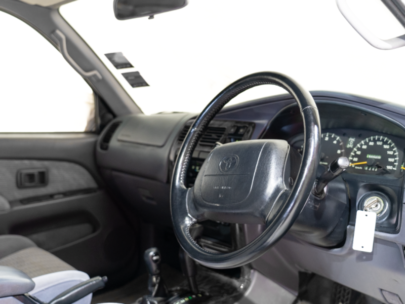 Vehicle Gallery Image