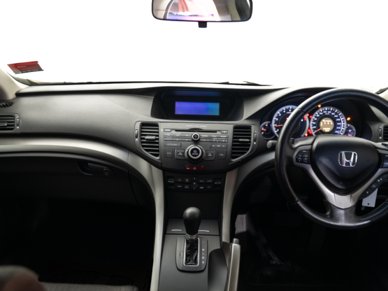 Vehicle Gallery Image