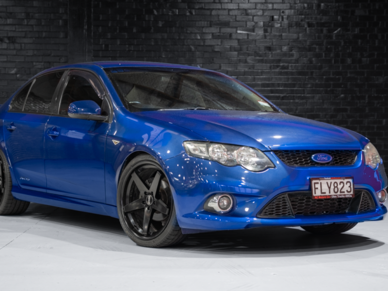 Vehicle Gallery Image