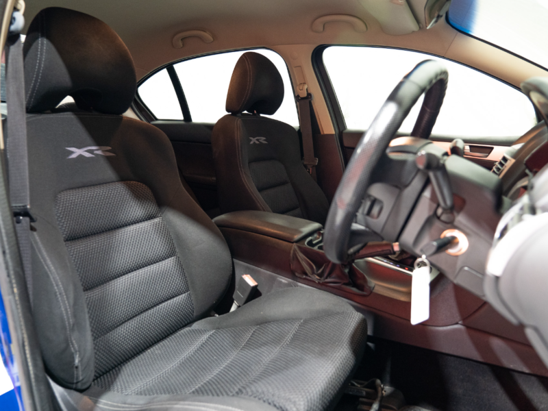 Vehicle Gallery Image