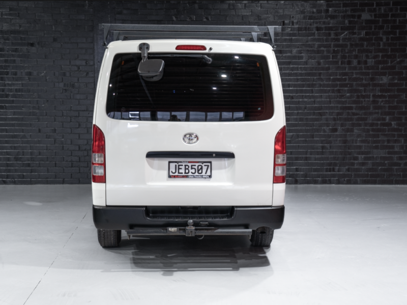 Vehicle Gallery Image
