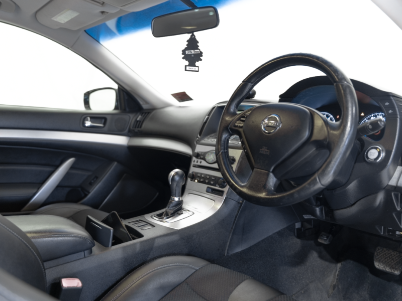 Vehicle Gallery Image
