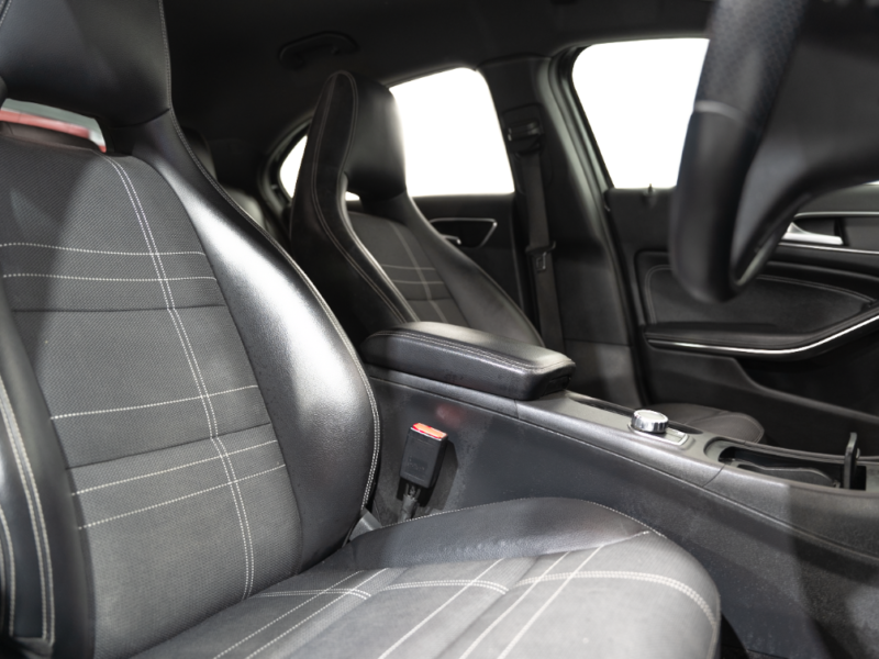 Vehicle Gallery Image