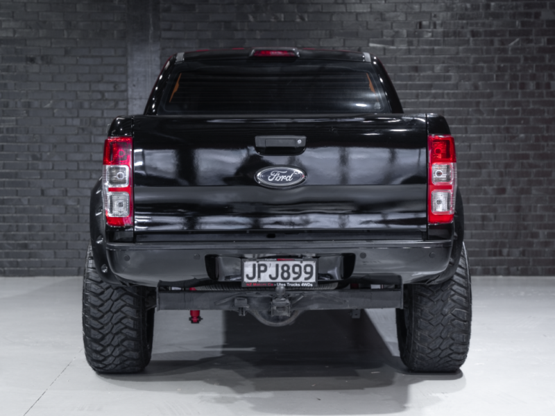 Vehicle Gallery Image