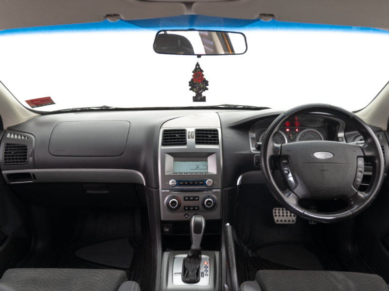 Vehicle Gallery Image