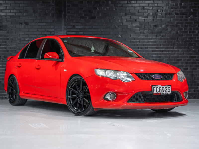 Vehicle Gallery Image