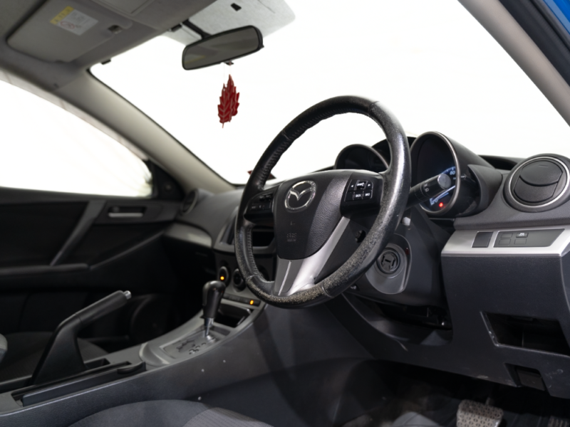 Vehicle Gallery Image