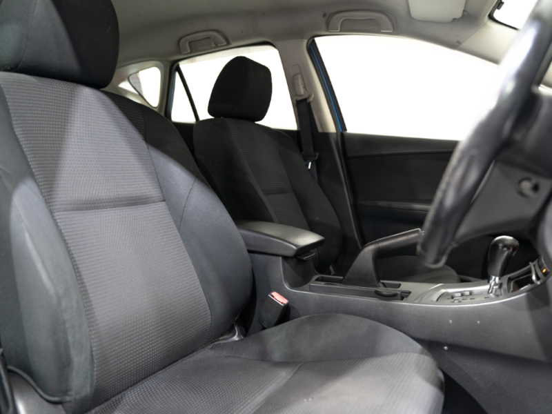 Vehicle Gallery Image