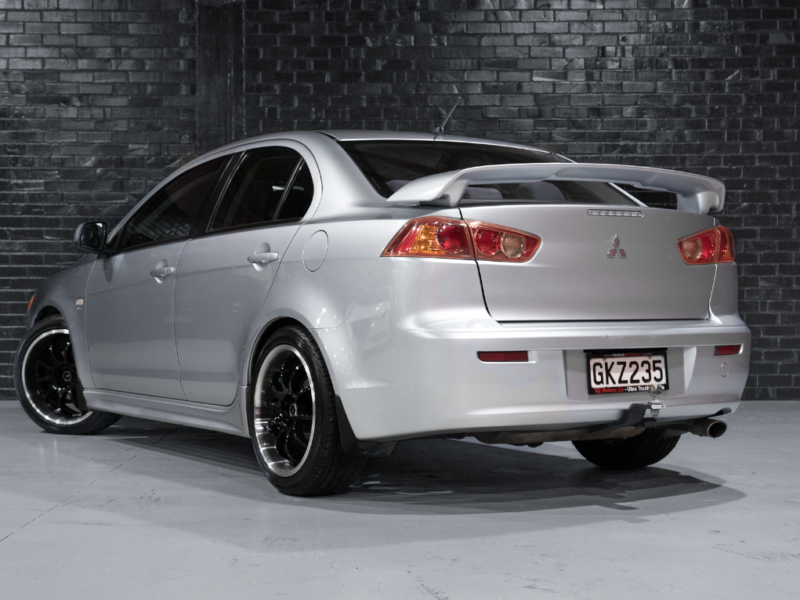Vehicle Gallery Image