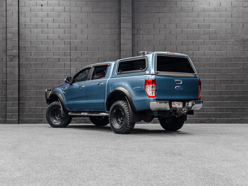 Vehicle Gallery Image