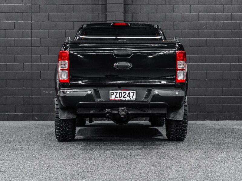 Vehicle Gallery Image