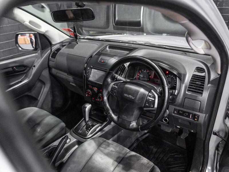 Vehicle Gallery Image