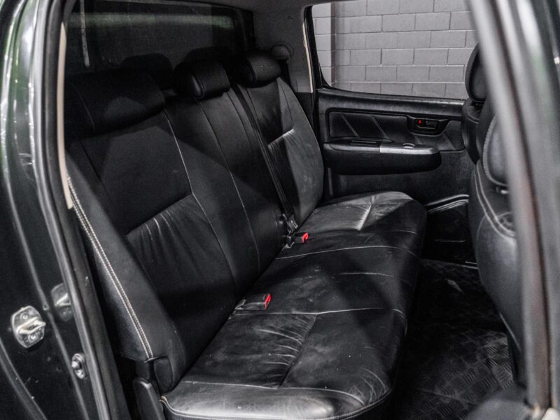 Vehicle Gallery Image