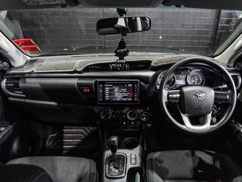 Vehicle Gallery Image