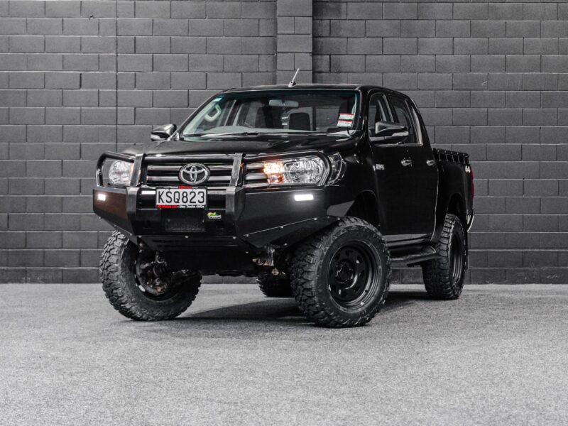 Vehicle Gallery Image