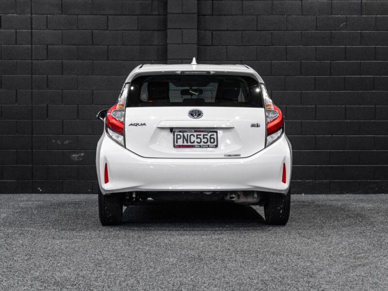 Vehicle Gallery Image