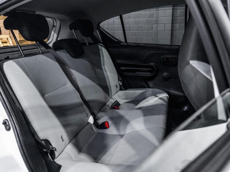 Vehicle Gallery Image