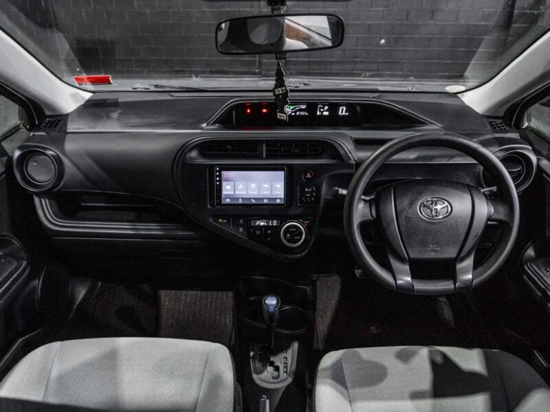 Vehicle Gallery Image