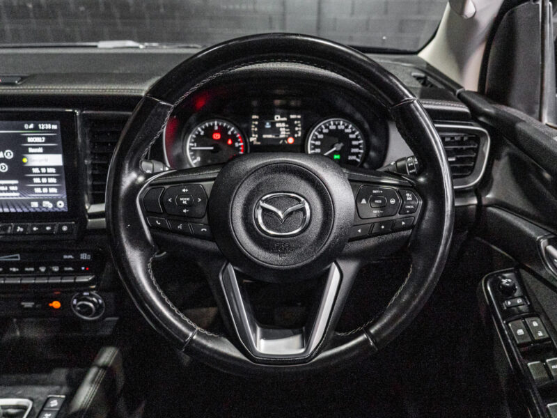 Vehicle Gallery Image