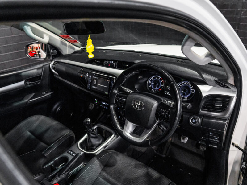 Vehicle Gallery Image