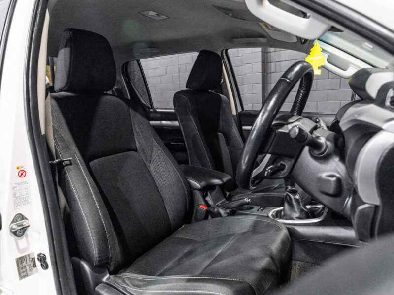 Vehicle Gallery Image