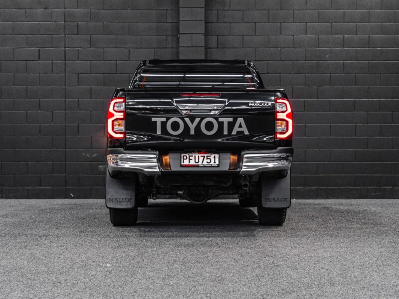Vehicle Gallery Image