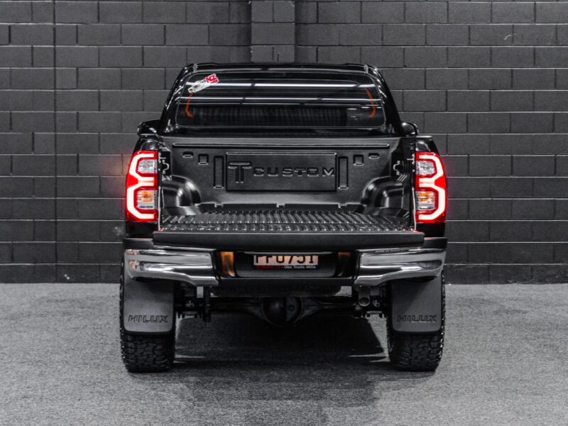 Vehicle Gallery Image