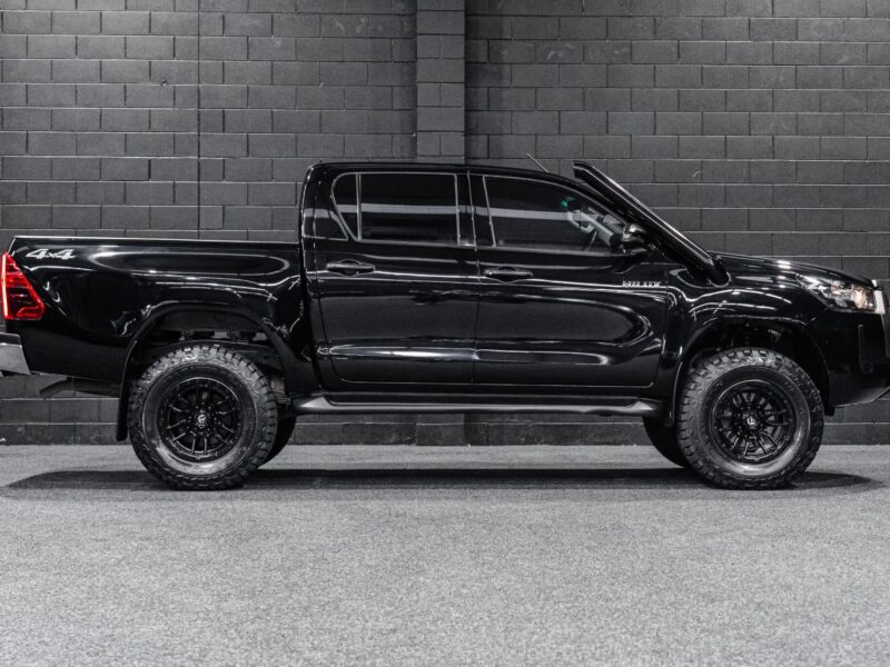 Vehicle Gallery Image