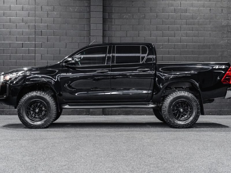 Vehicle Gallery Image