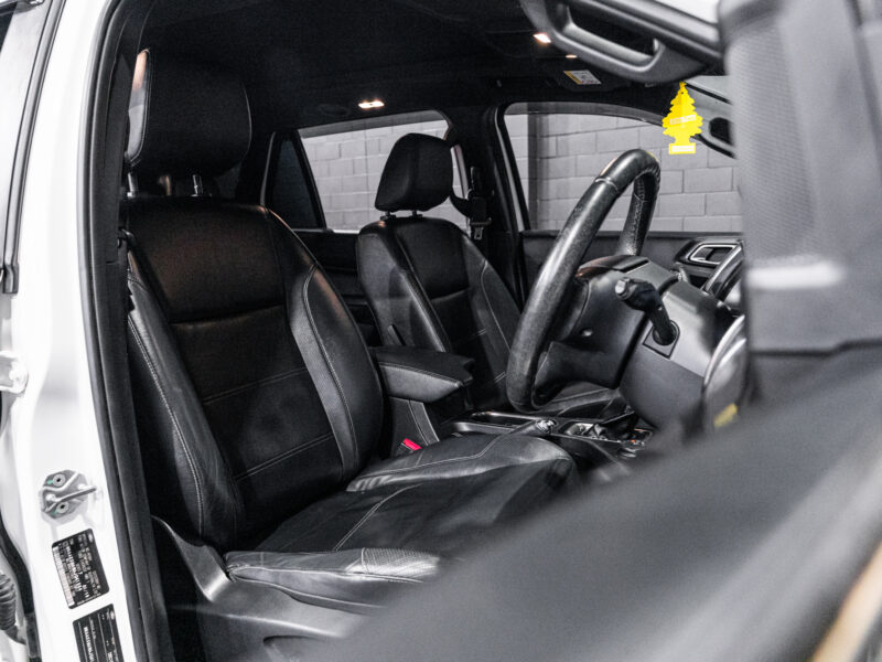 Vehicle Gallery Image