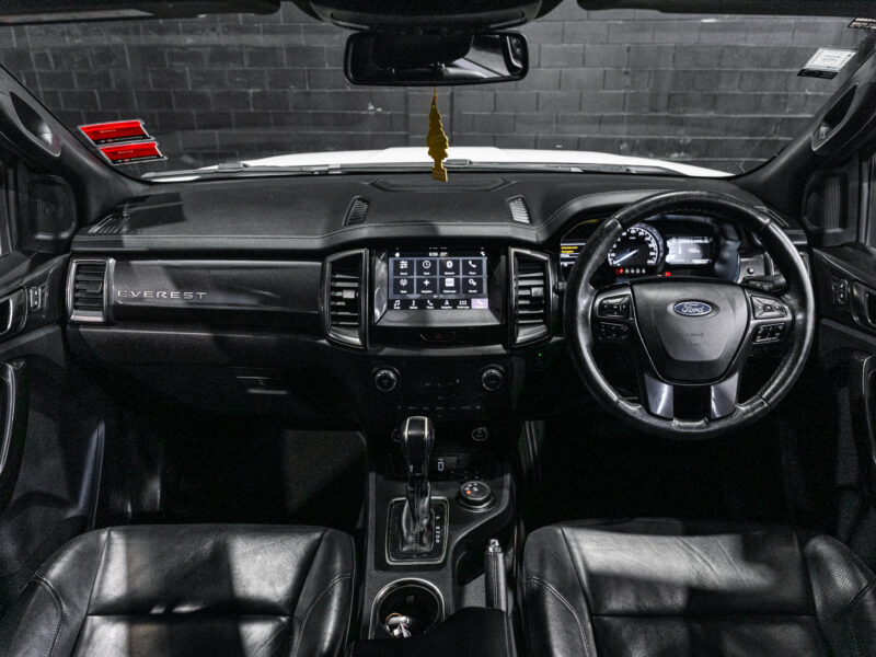 Vehicle Gallery Image