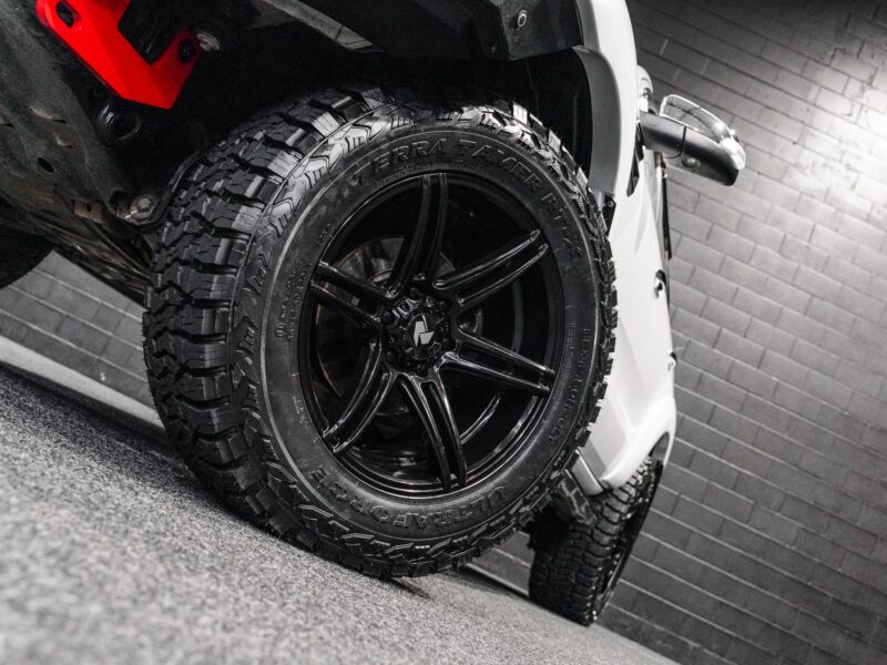 Vehicle Gallery Image