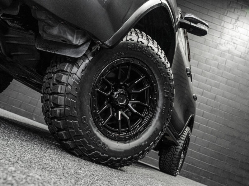 Vehicle Gallery Image