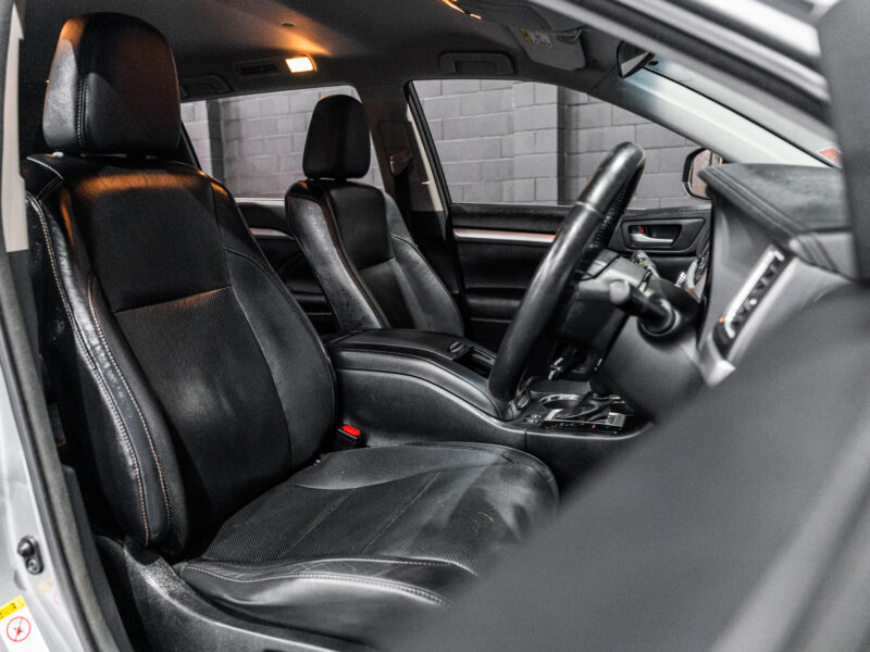 Vehicle Gallery Image