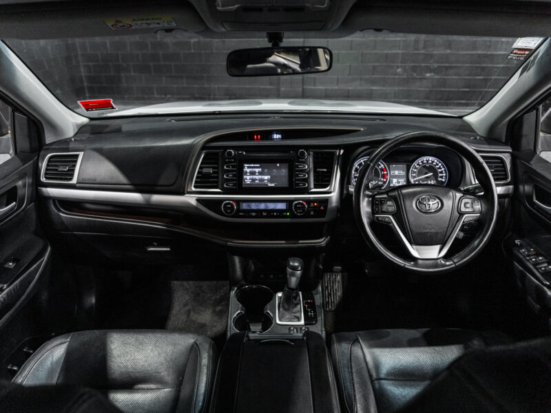 Vehicle Gallery Image