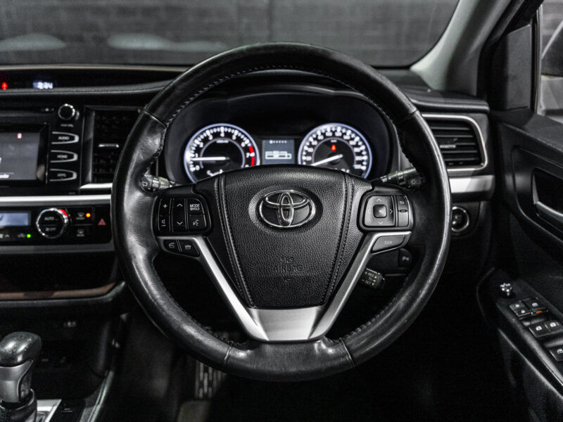 Vehicle Gallery Image