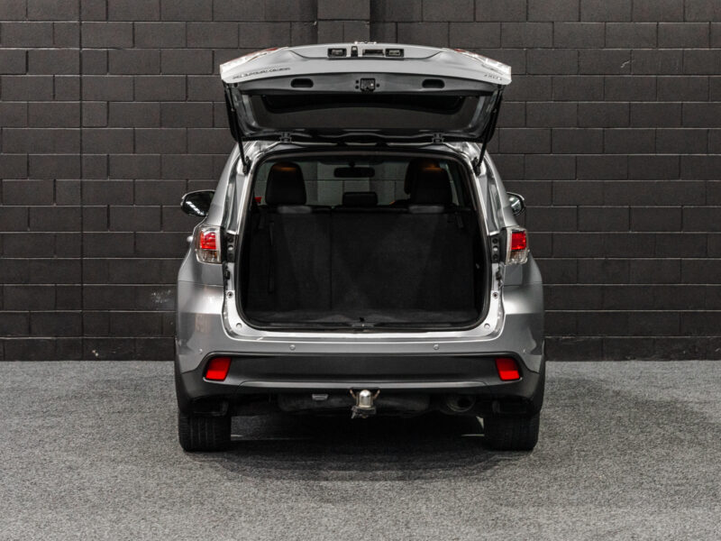 Vehicle Gallery Image