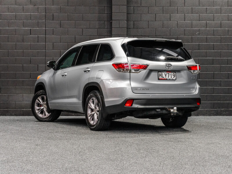 Vehicle Gallery Image