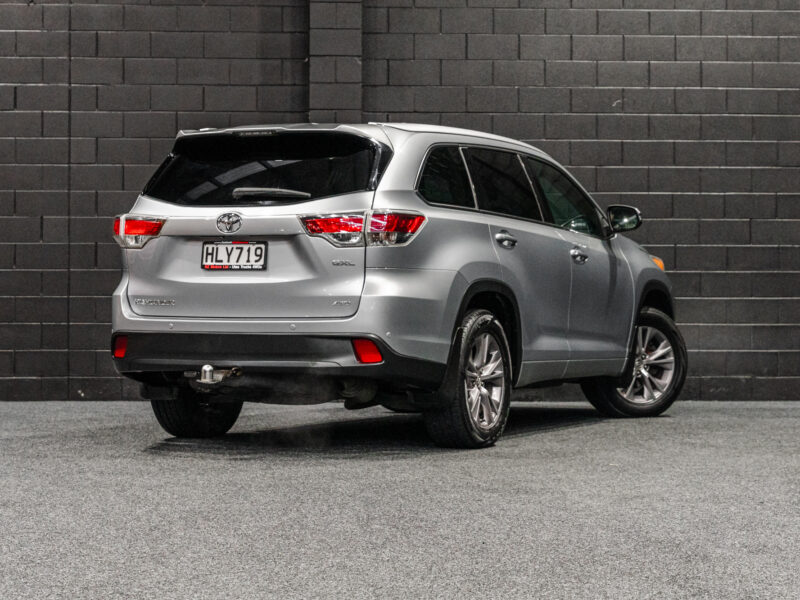 Vehicle Gallery Image