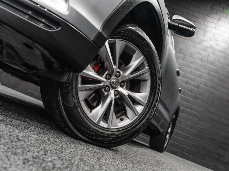 Vehicle Gallery Image