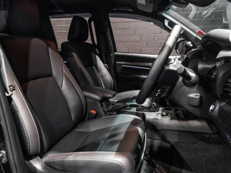 Vehicle Gallery Image
